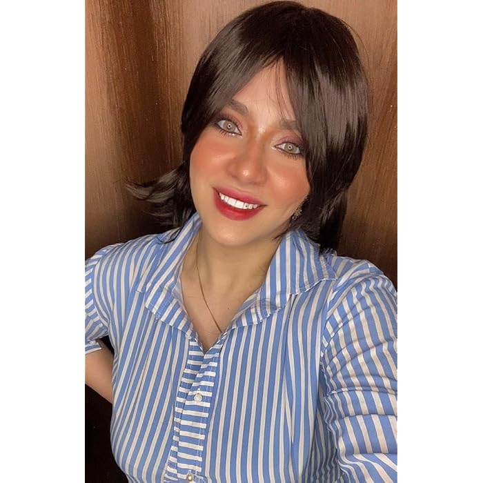 DILLARDS Short Black Layered Wig With Side Swept Bangs, Synthetic Hair, Shoulder Length Cut - Image 3